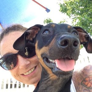 Meet your Posher, Carissa